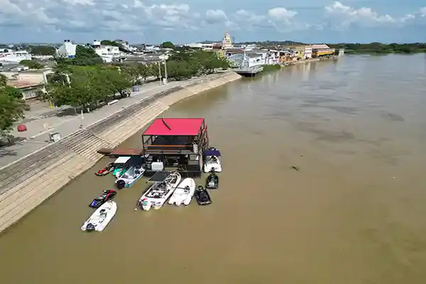 Transporte 12 Tour Fluvial