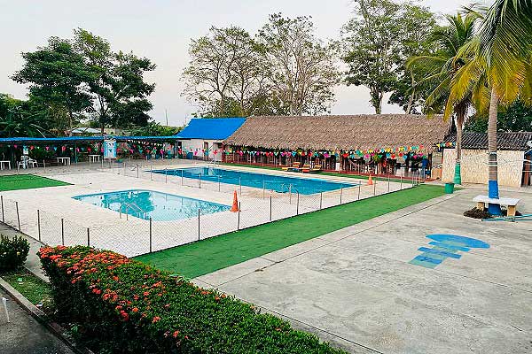 Piscinas