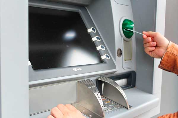Servicios y entidades 20 Cajeros