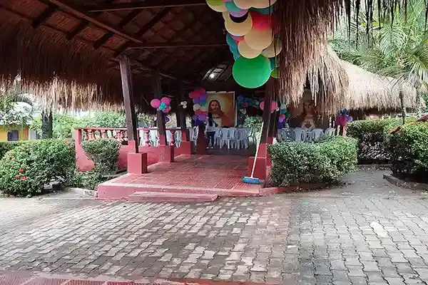 Abrazo solidario 27 Centro El Amparo